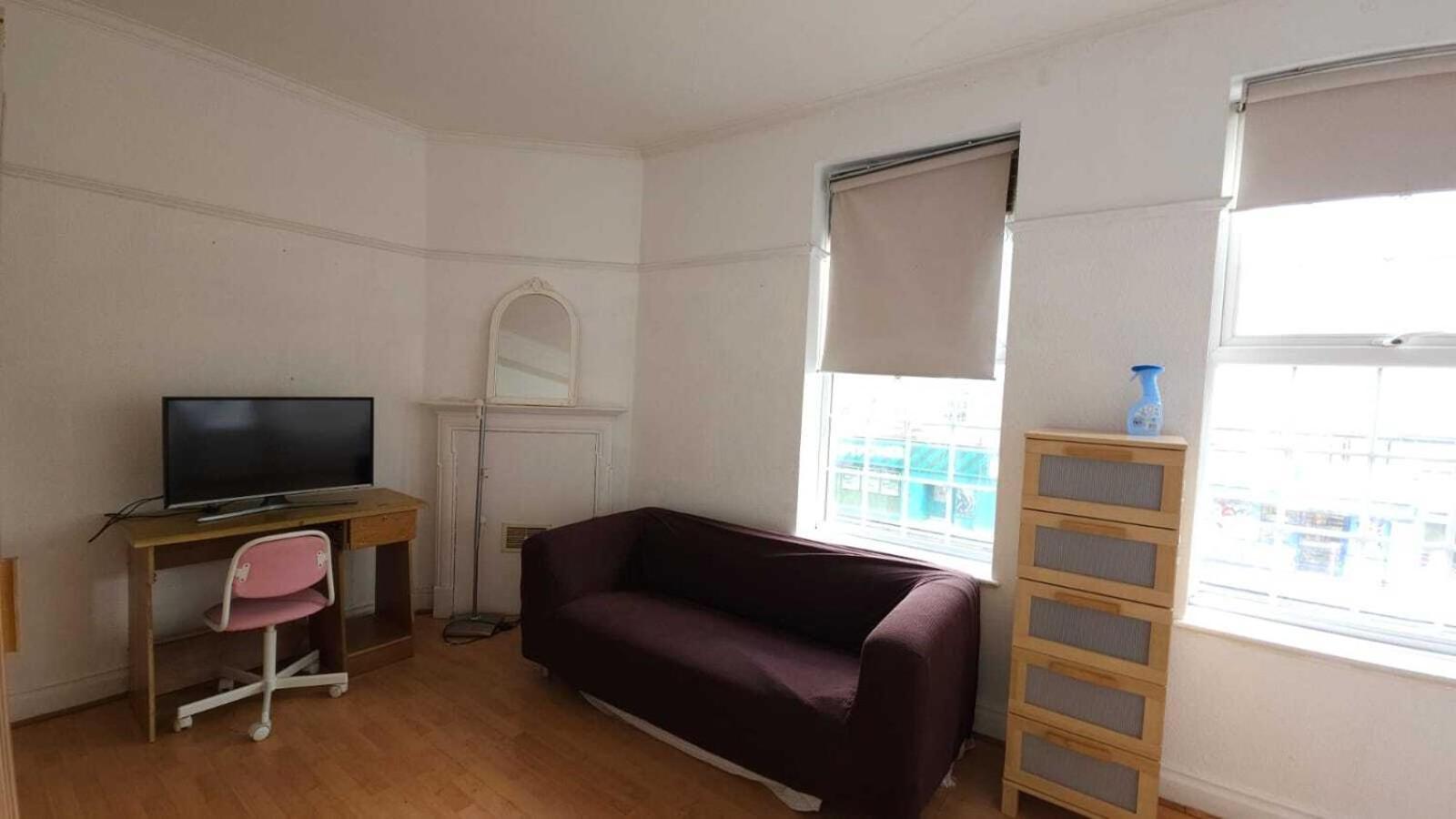 London Edgware Station Apartment 객실 사진