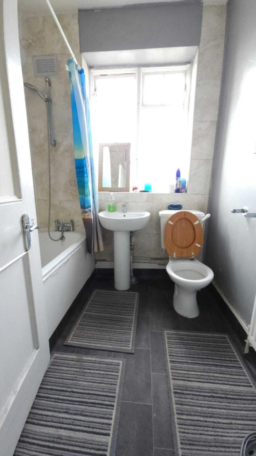 London Edgware Station Apartment 객실 사진