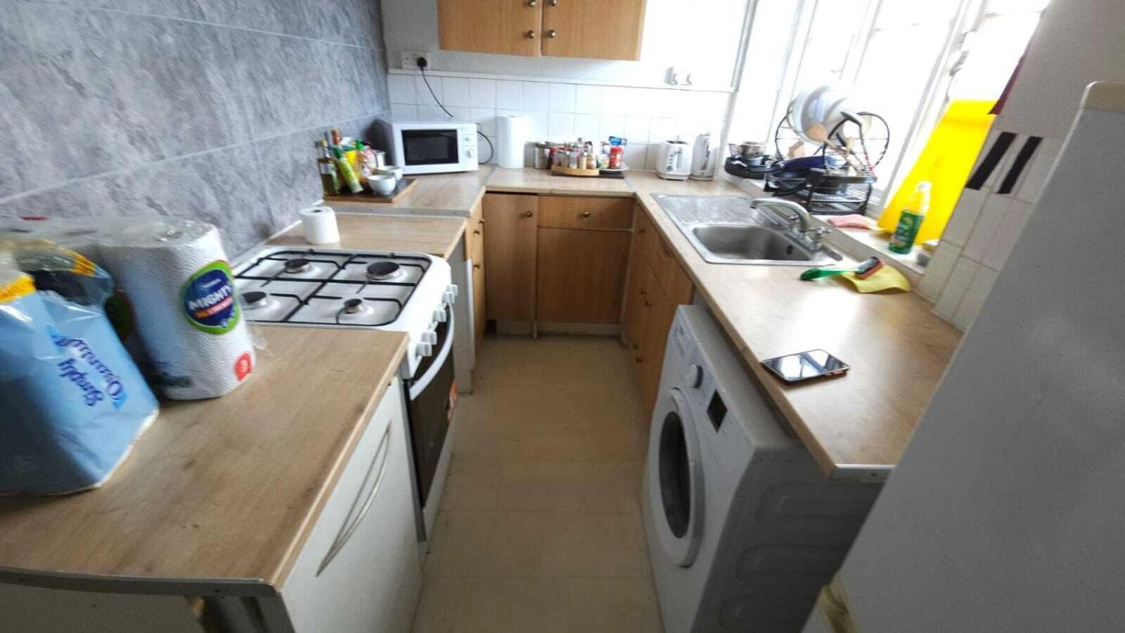 London Edgware Station Apartment 객실 사진
