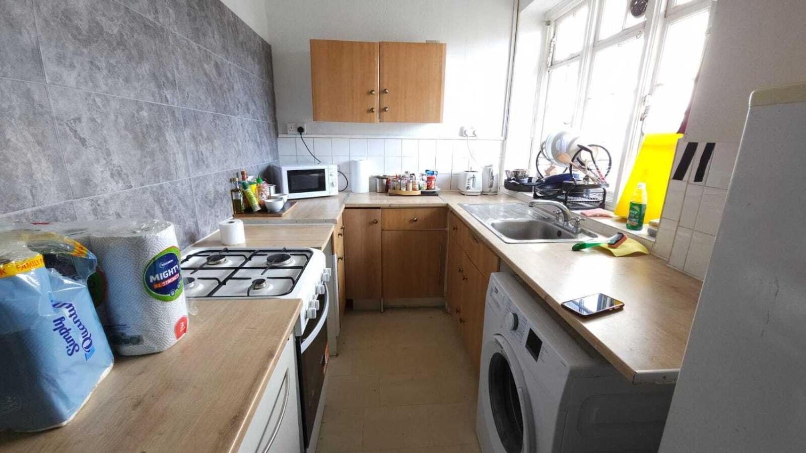 London Edgware Station Apartment 객실 사진
