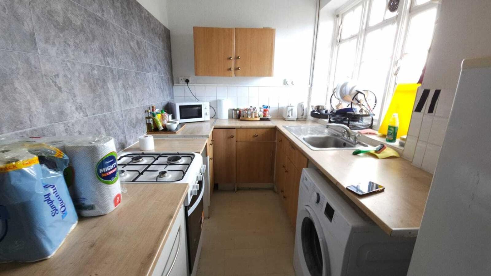 London Edgware Station Apartment 객실 사진